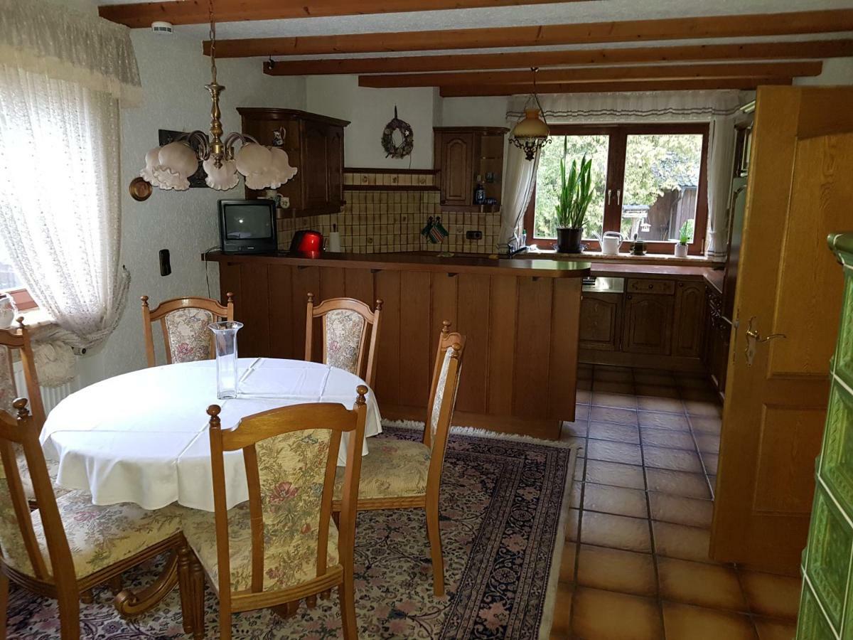 Gemuetliches Gaestehaus! Waldkraiburg Zewnętrze zdjęcie